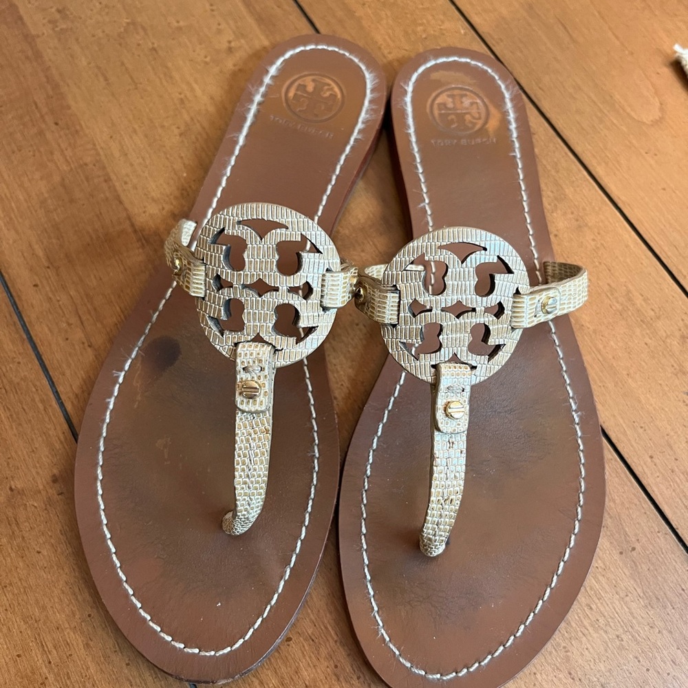 Tory Burch Logo Snakeskin tan sandals size 9